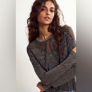 Free People Micha Embroidered Blouse Large Charcoal Floral Boho Peasant Festival